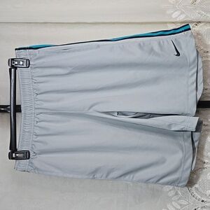 Nike Gray Basketball Shorts sz Medium